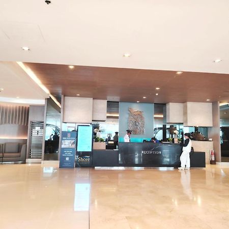 Shore One Condotel At Mall Of Asia, Philippines Пасай Экстерьер фото
